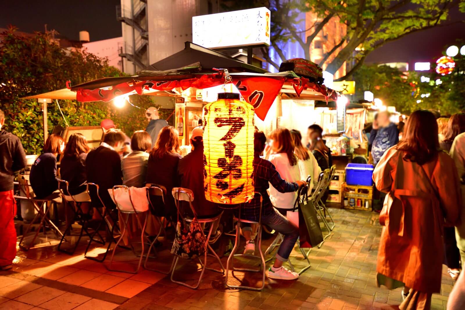 中洲屋台街の賑わい